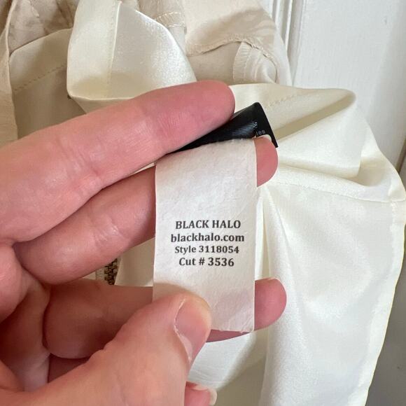 BLACK HALO Cream Sheath Dress Front Zipper Square Neck Office Party Size 4 - Picture 6 of 7